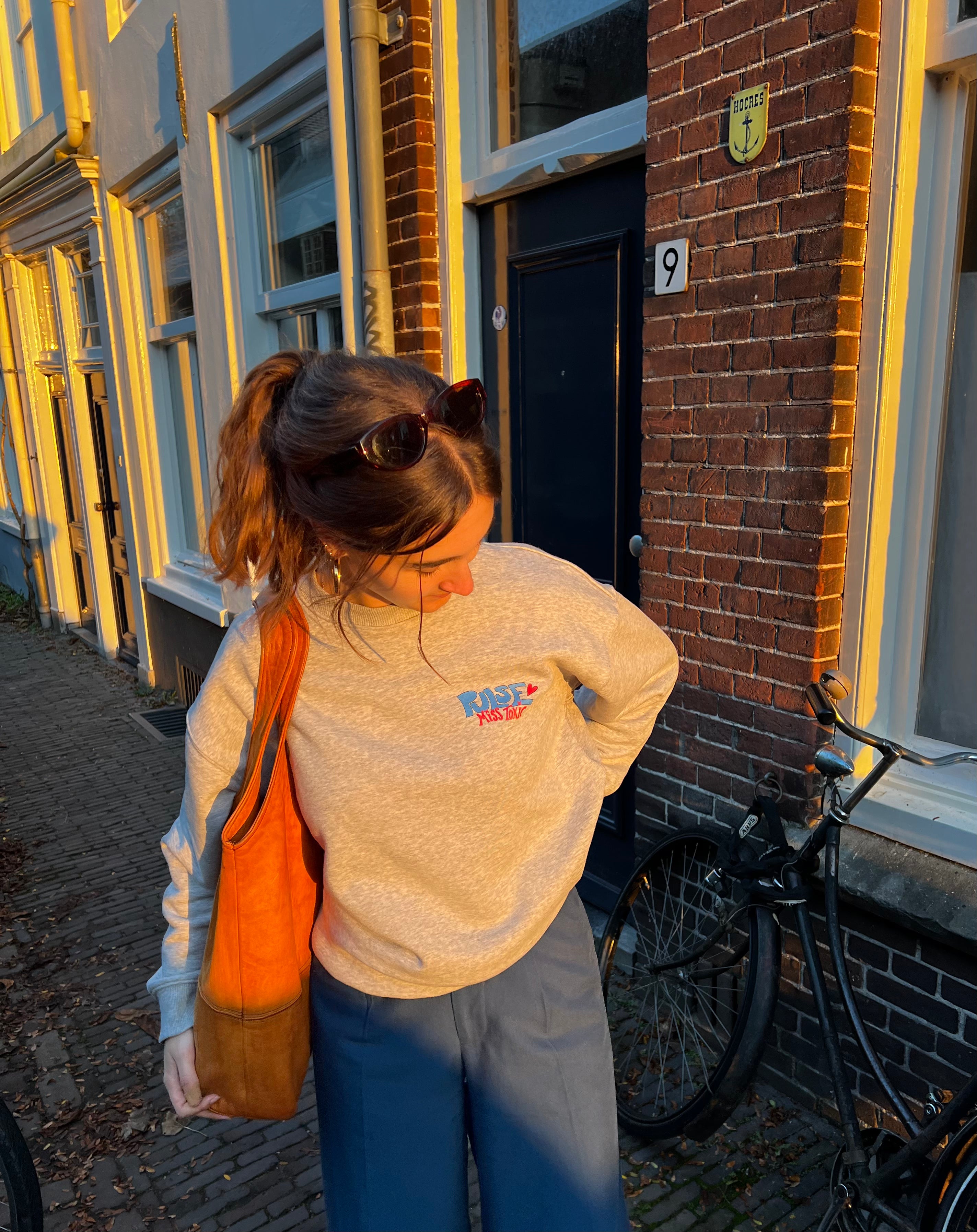 MISS TOXIC - SWEATER